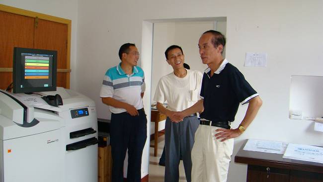 http://www.bettyxia.cn/uploadfile/jpg/2009-7/200972135854140.jpg